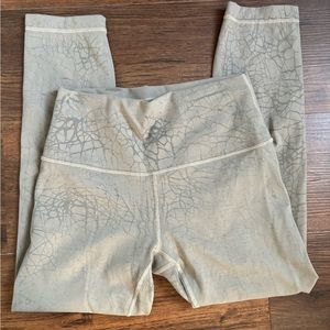 NWOT lululemon Wonder Train High Rise size 6